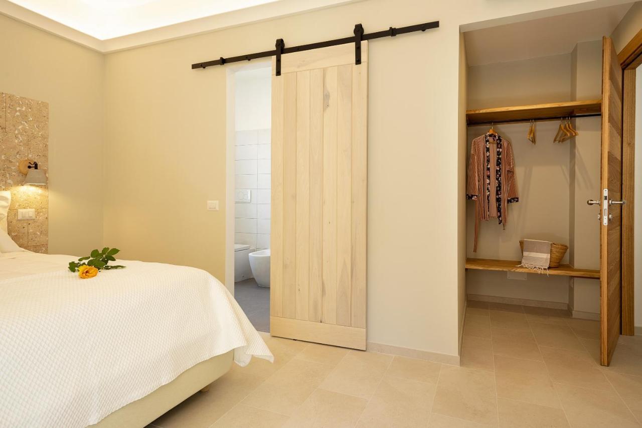 La Via Rooms And Terrace Olbia Exteriér fotografie