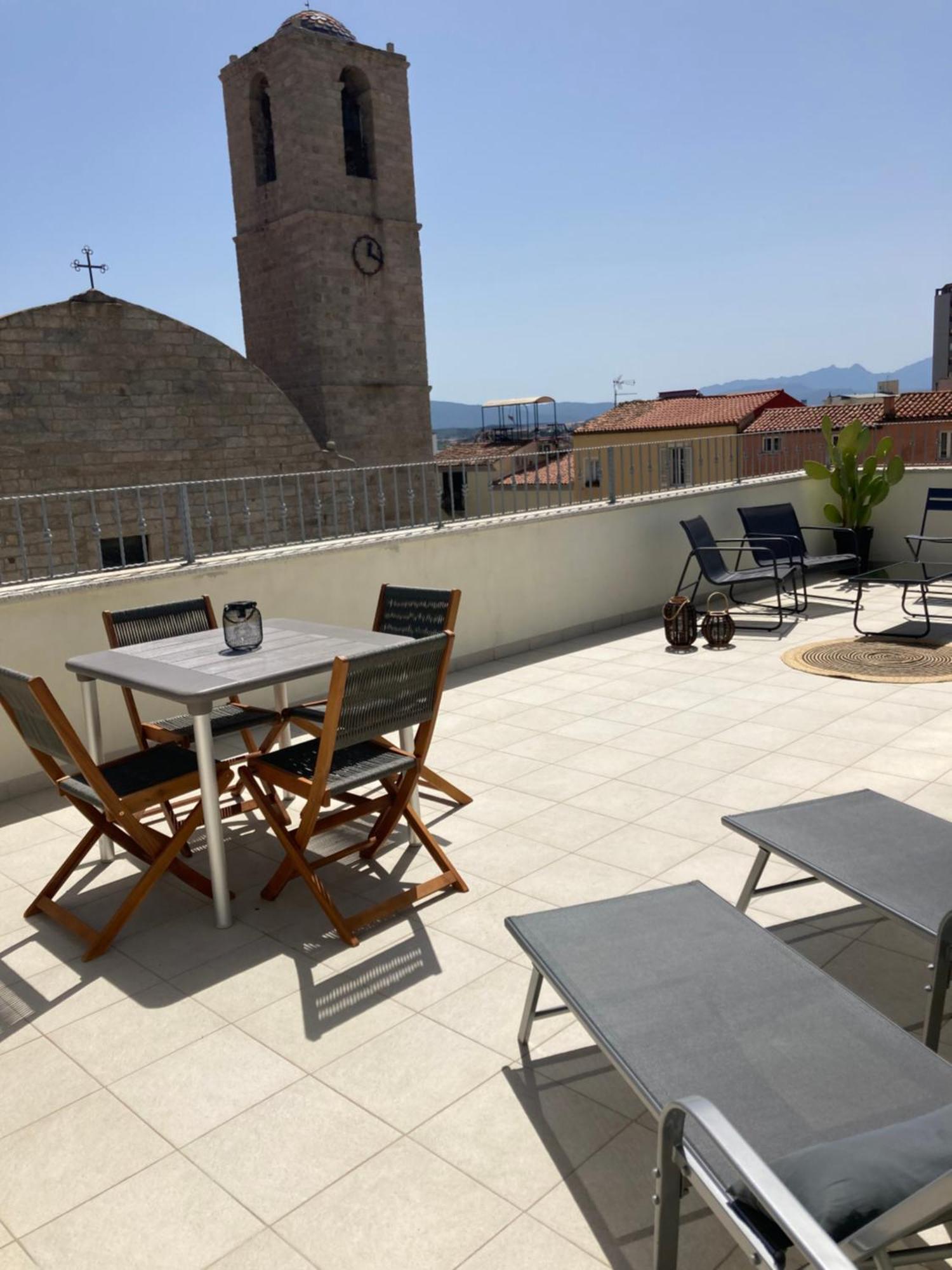 La Via Rooms And Terrace Olbia Exteriér fotografie
